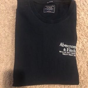 Men’s Navy Abercrombie Long Sleeve tee Large